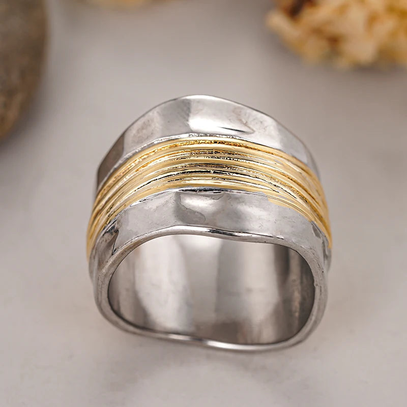Vera Statement ring